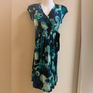 🤰🏼Liz Lange Maternity Wrap Dress